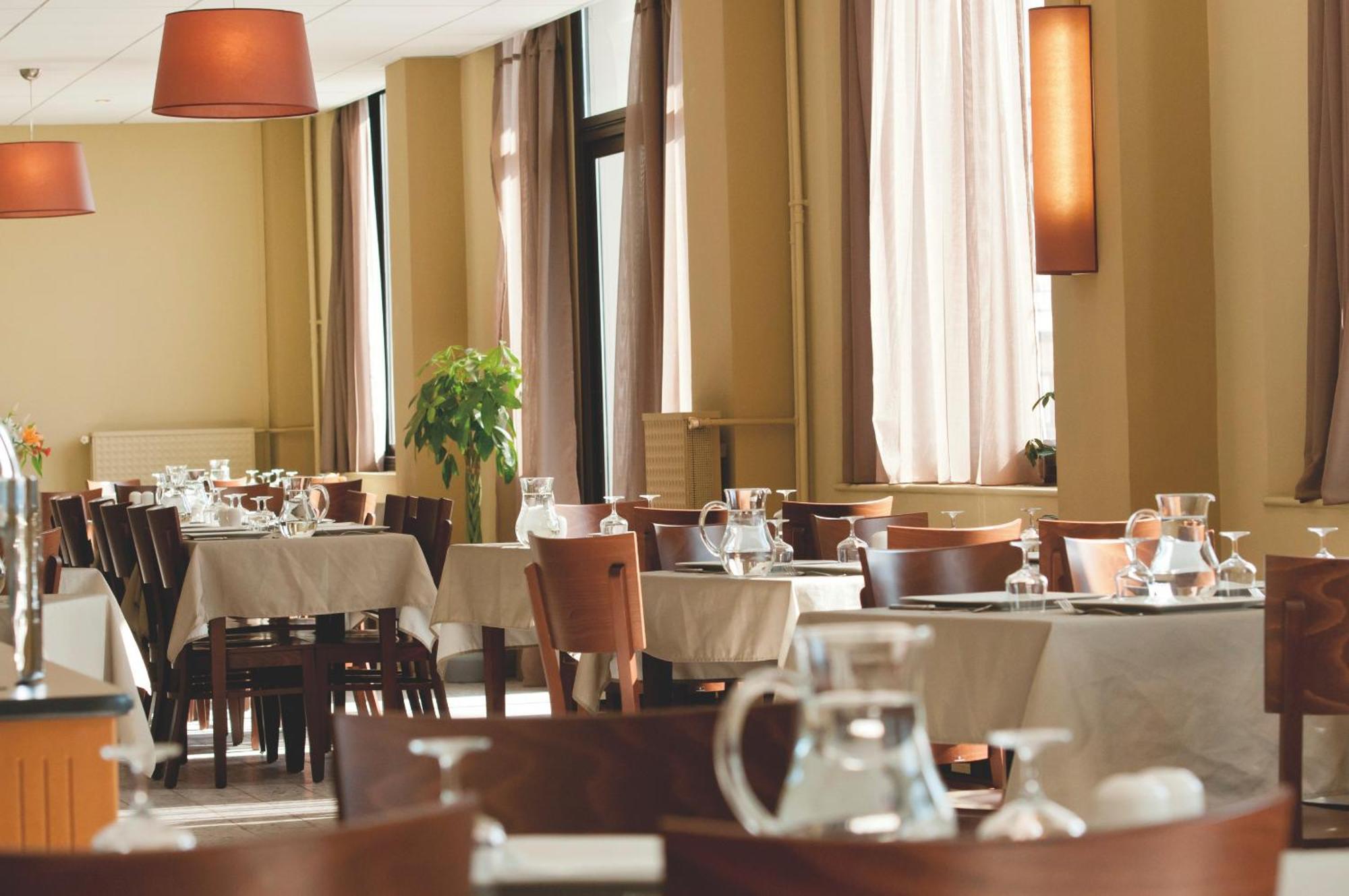 Vtf Le Grand Hotel Montgenevre Exterior photo